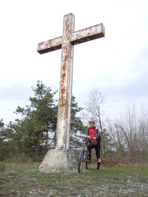 Croce di San Giovanni (raggiungibile con breve deviazione)